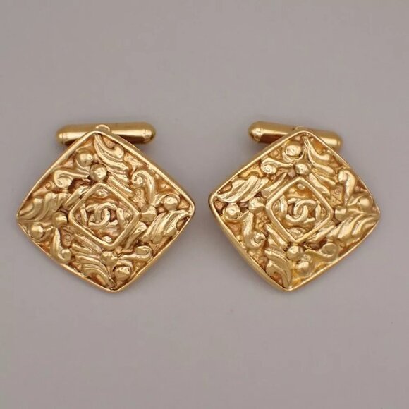 CHANEL CC Logo Diamond Shape Cufflinks Gold-Plated GHW France Accessory 67YH096 - Picture 8 of 8